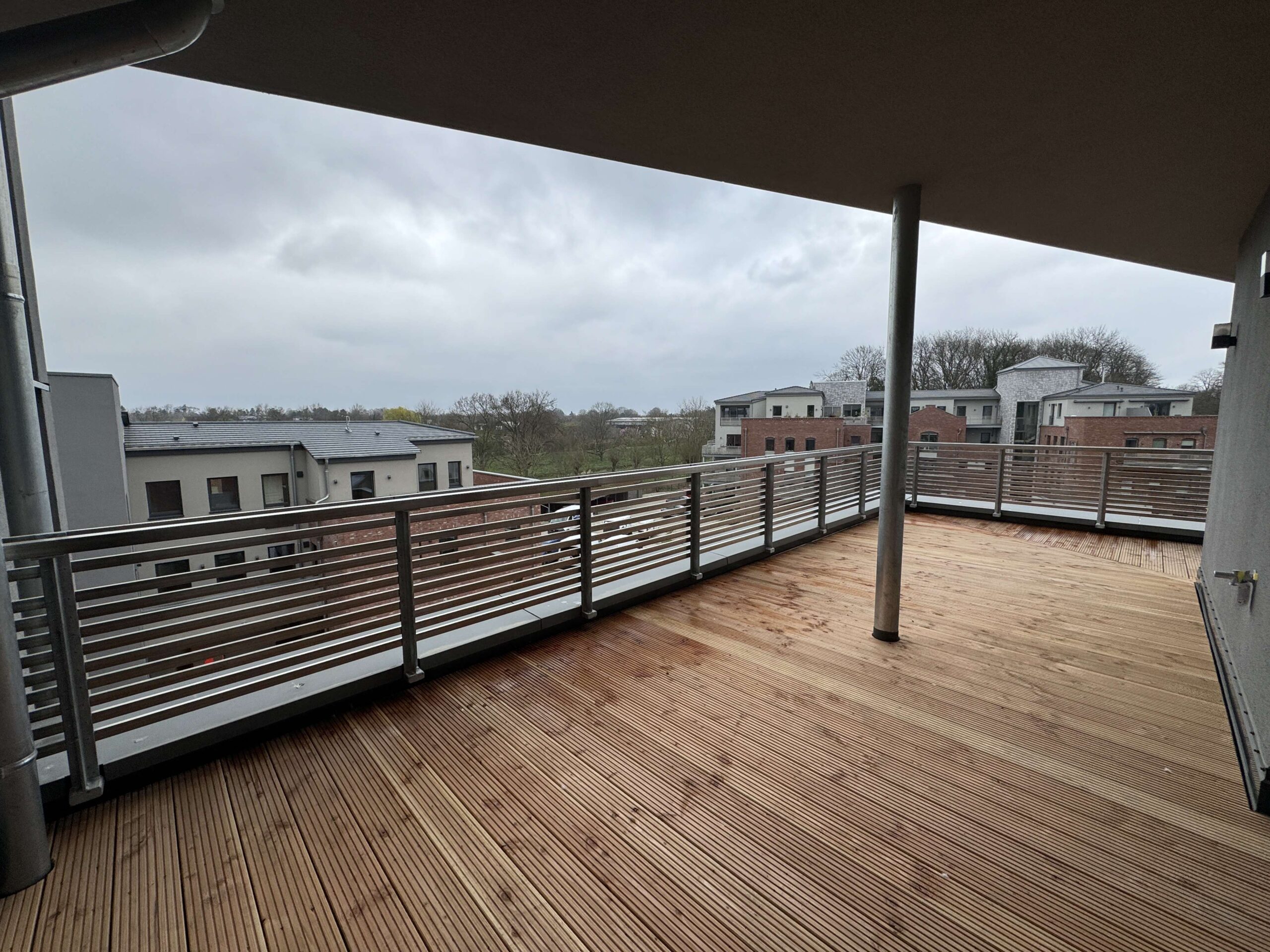 Traumhafte Dachterrasse - Wohnen zwischen Bürgerpark und Aue - Dachterrasse